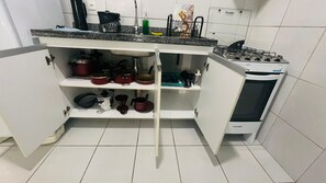 Micro-ondas, fogão, cooktop, lava-louças