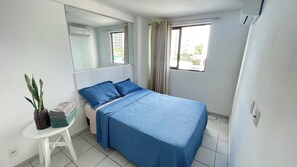 1 slaapkamer, een strijkplank/strijkijzer, wifi, beddengoed