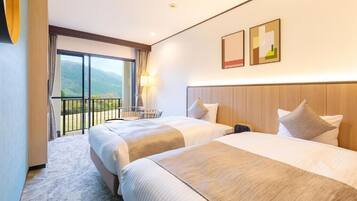 In-room safe, free WiFi, bed sheets