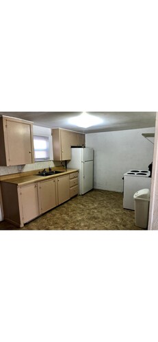 Harvey Hangout #2 
One Bed One Bath Apartment