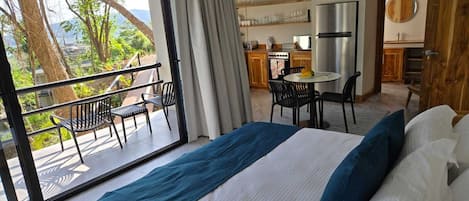 1 habitación, wifi y ropa de cama