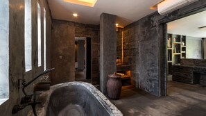 Spa - Casa Mateo – Sumptuous Luxury 6-Bedroom Villa with Private Pool (badung)