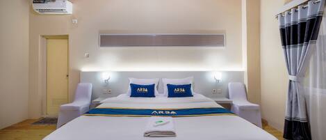 Deluxe Double Room | Desk, free WiFi