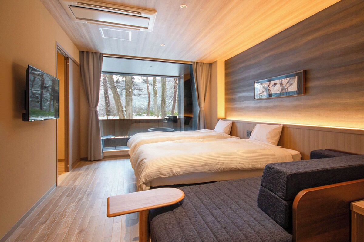ห้องจูเนียร์ทวิน, ปลอดบุหรี่ (Suite with Open Air Bath, Shower Only) | Wi-Fi ฟรี, ผ้าปูที่นอน