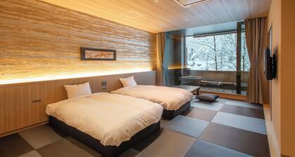 Ooedo Onsen Monogatari Premium Iwatehanamaki