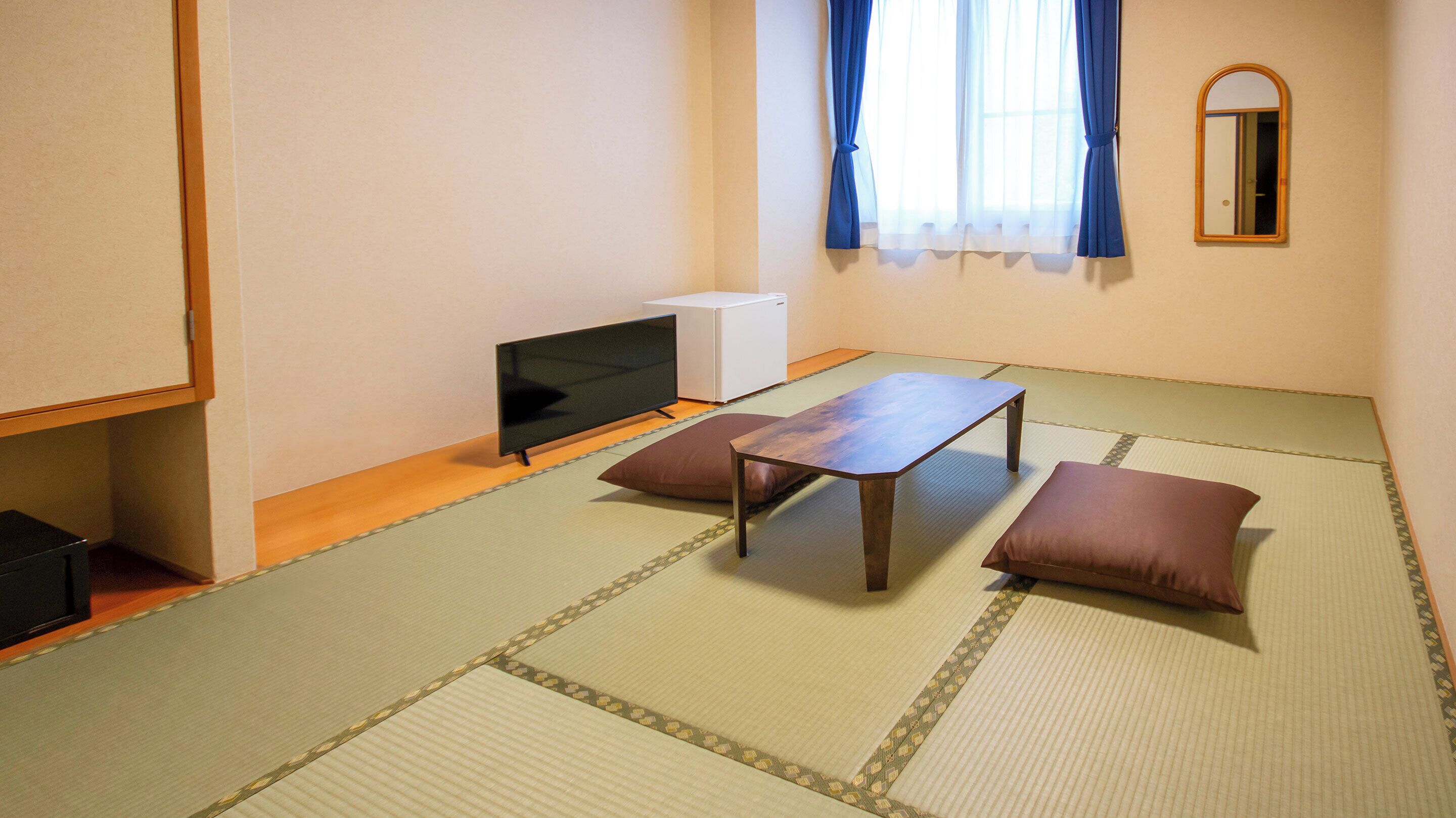 Economy Japanese-Style Room - Indoor Bath - Non-Smoking | Free WiFi, bed sheets