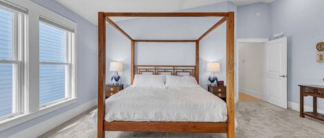 7 bedrooms, WiFi, bed sheets