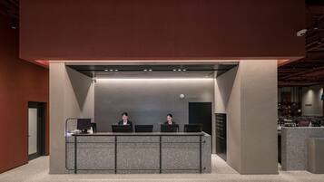 Standard Double Room | Lobi