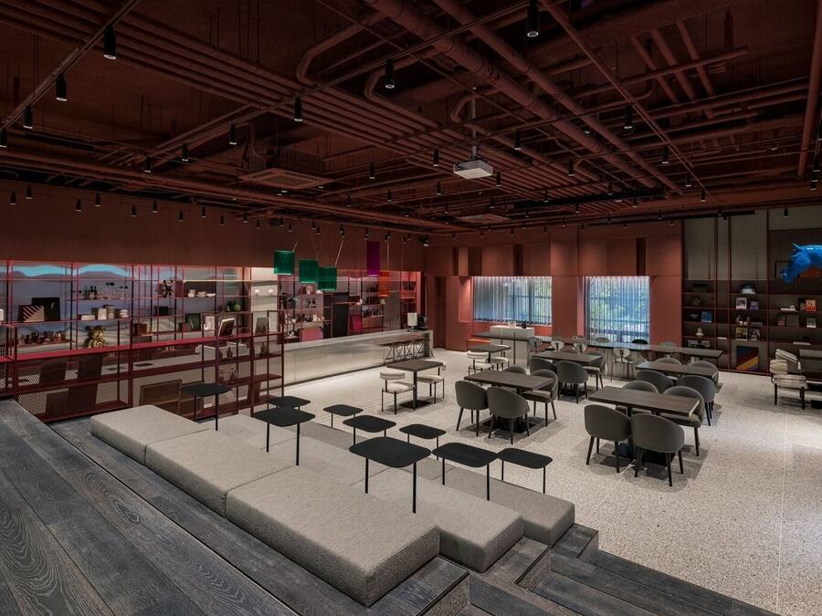 Desayuno buffet diario (KRW 22000 por persona)