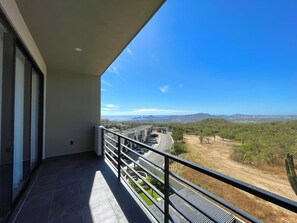 Property grounds - Marea Sabina Luxury Ocean View & Amenities (Cabo San Lucas)