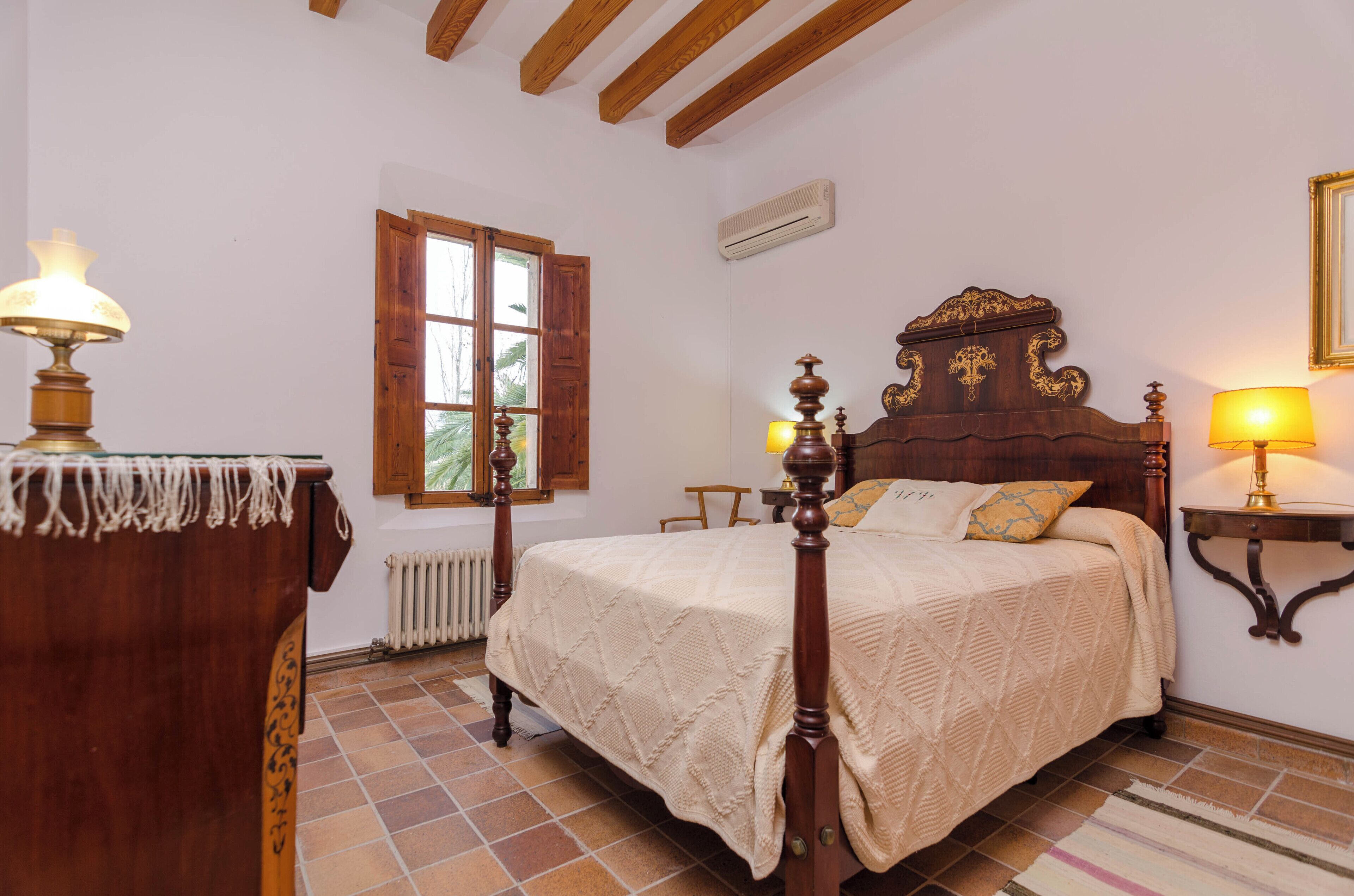 3 chambres, fer et planche à repasser, Wi-Fi gratuit, draps fournis