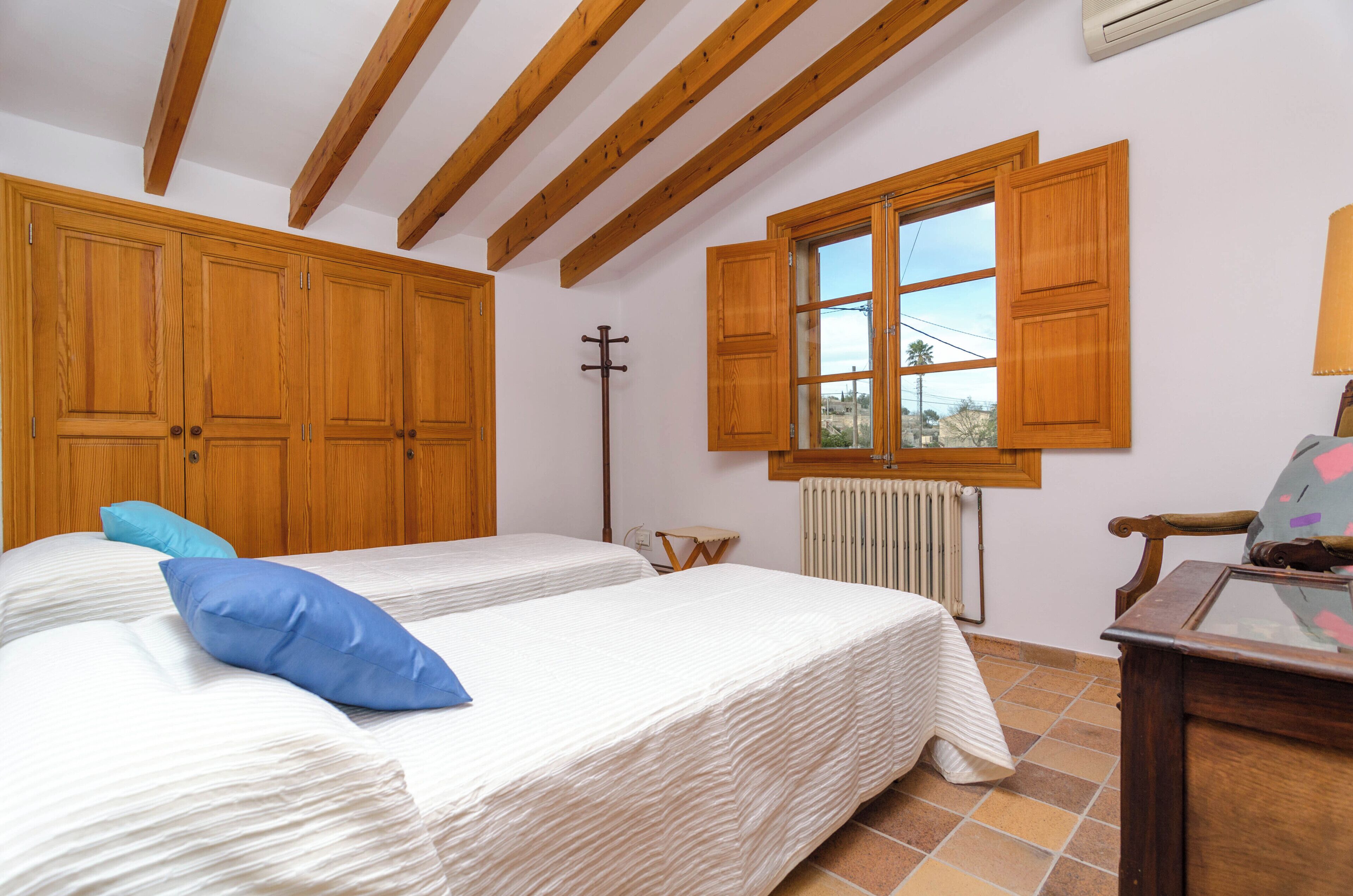 3 chambres, fer et planche à repasser, Wi-Fi gratuit, draps fournis