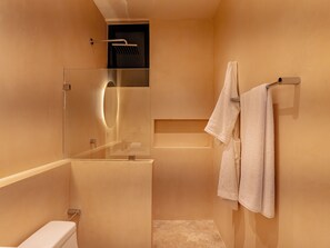 Comfort Studio | Bilik Mandi
