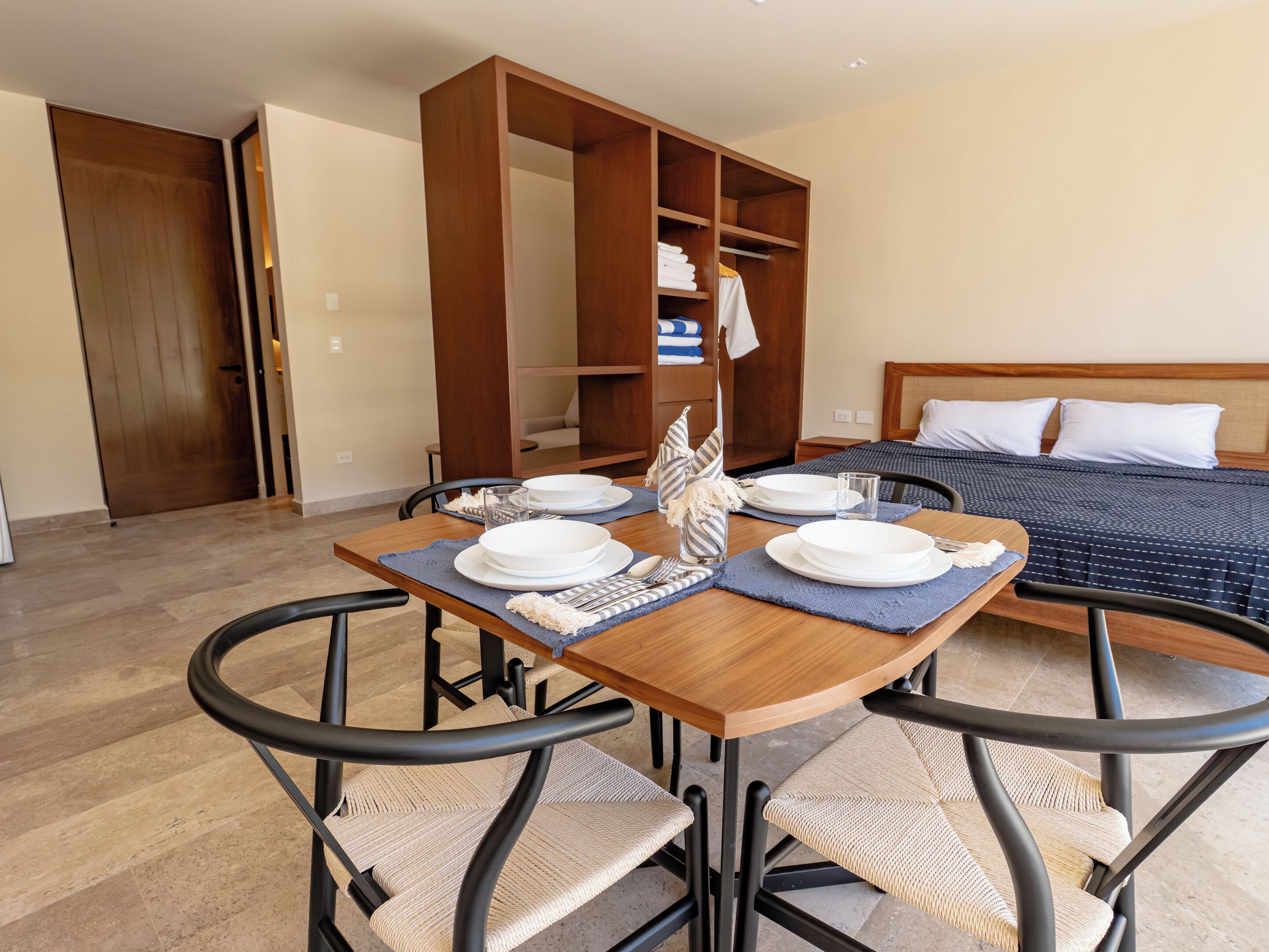 舒适开间 | 客房内保险箱、熨斗/熨衣板、免费 WiFi