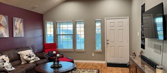 Cozy, Family Friendly 3-bedroom 2-bath house in South College Station