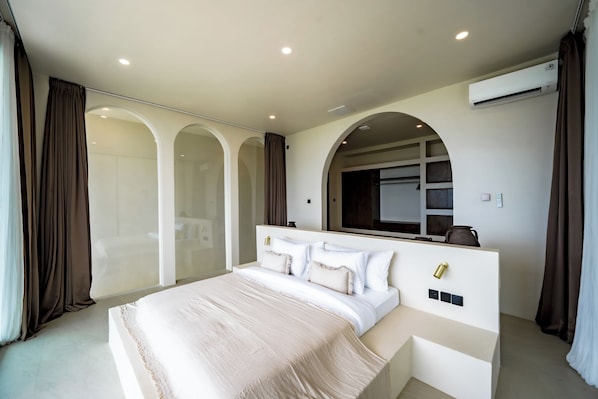 Vila, 2 quartos, piscina particular, vista para o oceano | Cofres nos quartos, escrivaninha, cortinas blackout, Wi-Fi de cortesia