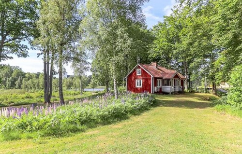 Beautiful home in Urshult with lake view