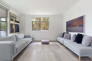 Télévision, espaces bureaux