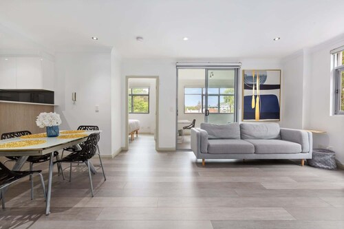 Spacious 3-Bed Apartment in the Heart of St Ives