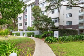 Exterior - Spacious 3-Bed Apartment in the Heart of St Ives (St Ives)