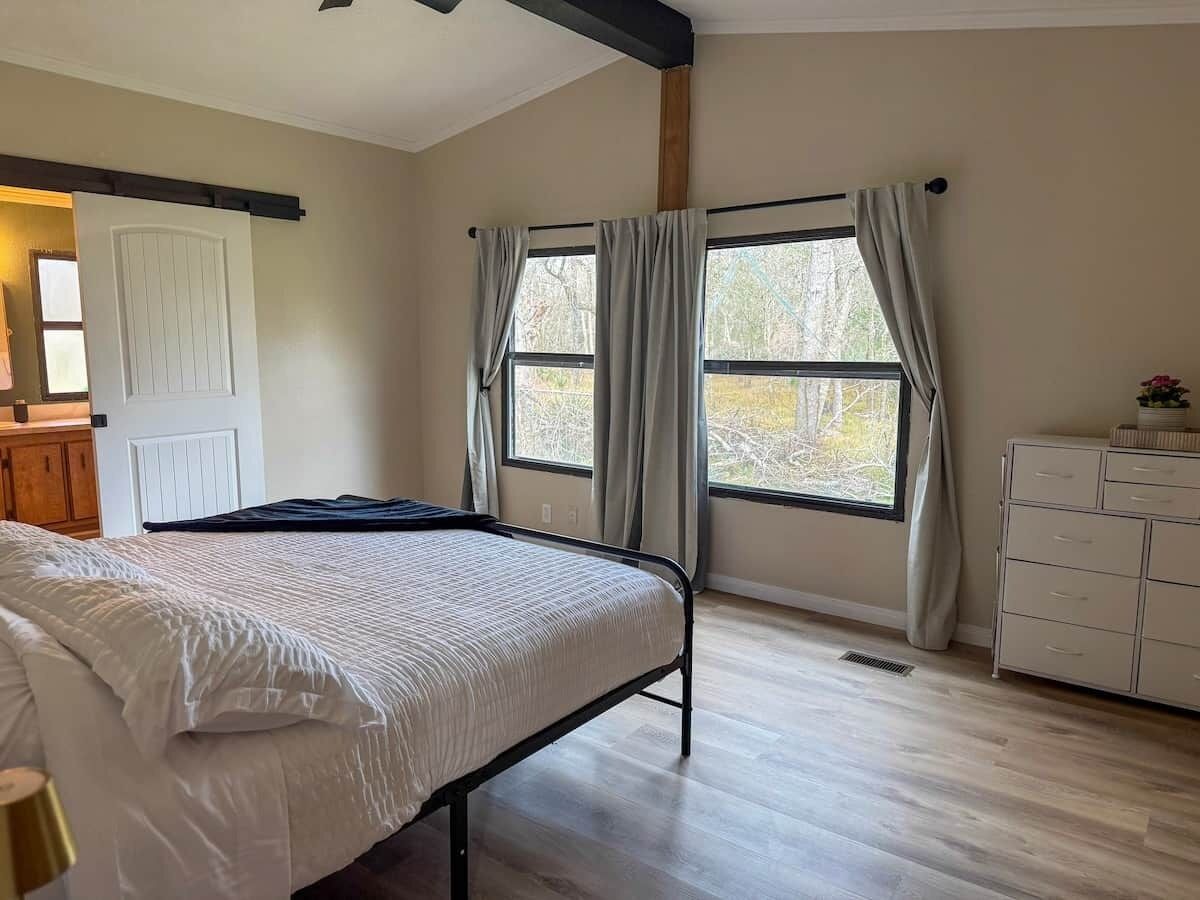 3 bedrooms