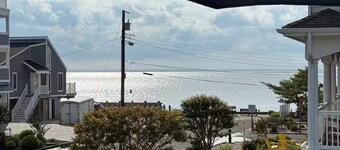 Beach Haven Vintage - Bayview & 4 Blocks to Beach