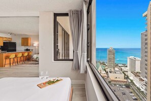 Iron/ironing board, free WiFi, bed sheets - 30FL Partial Ocean View w/ Lanai, Pool & Parking (Honolulu)