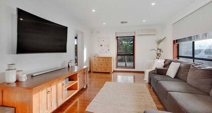 Coastal Family Retreat — 5BR Home in Chelsea