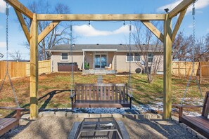 Terrace/patio - Hot Tub + Fire Pit Swings + Retro Arcade Garage = Fun Modern Stay (Georgetown)