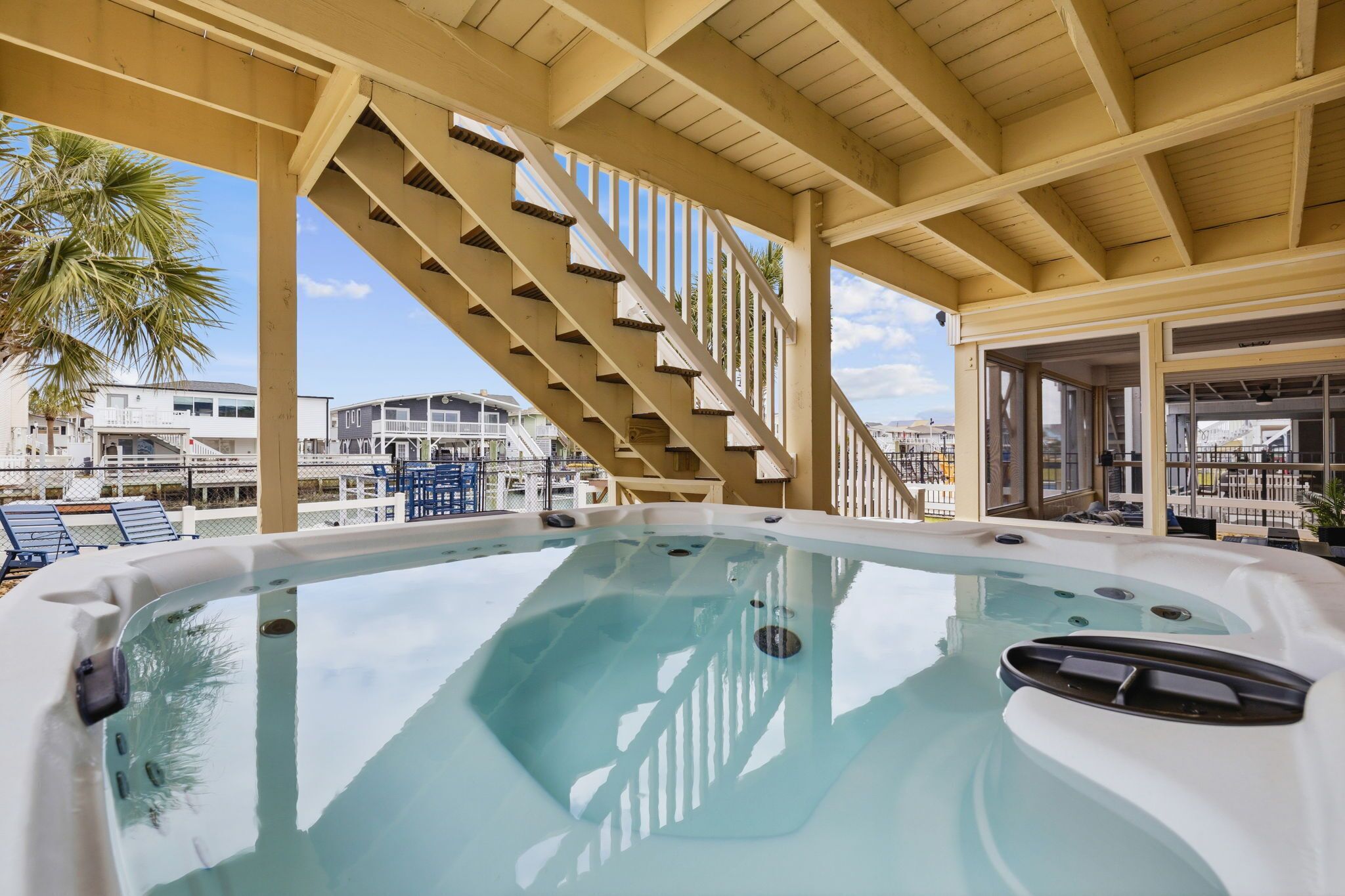 Outdoor spa tub