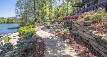 Gigi’s Lakehouse - 5BR, 3.5BA - King & Twin Beds - Perfect for Families & Groups