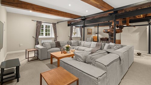 Arlington Mill - sleeps 12 guests  in 5 bedrooms