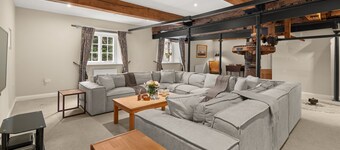 Arlington Mill - sleeps 12 guests  in 5 bedrooms