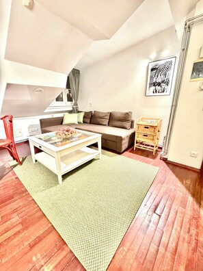 Living area - Old Town Attic Ignoto 16 SELF CHECK IN (Vilnius)