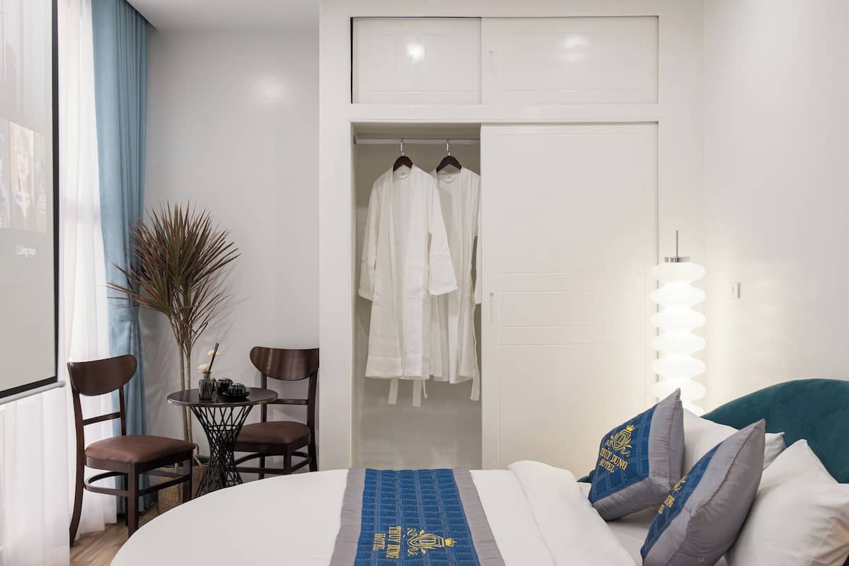 Deluxe Double Room | Desk, laptop workspace, free WiFi, bed sheets