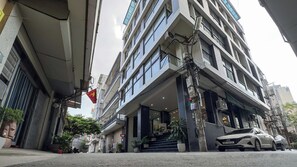 Exterior - Radisson Hotel Ha Noi (Ha Noi)