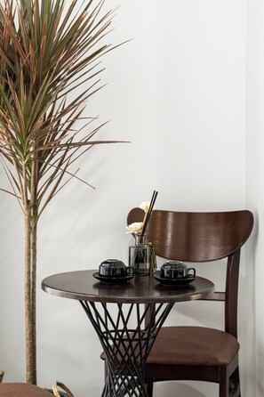 Deluxe Double Room | Desk, laptop workspace, free WiFi, bed sheets - Radisson Hotel Ha Noi (Ha Noi)