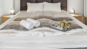 4 bedrooms, iron/ironing board, free WiFi, bed sheets