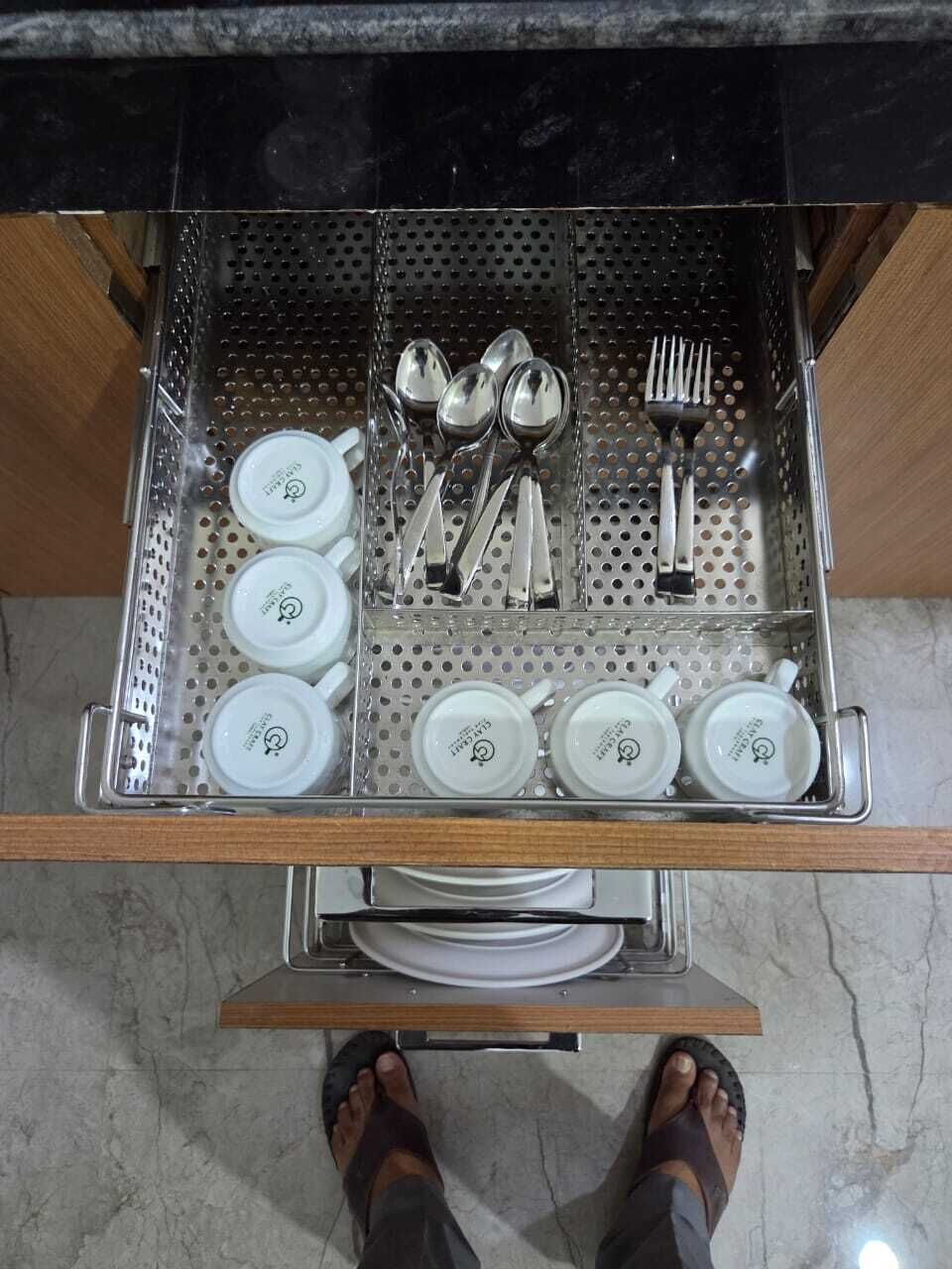 Daily cooked-to-order breakfast for a fee