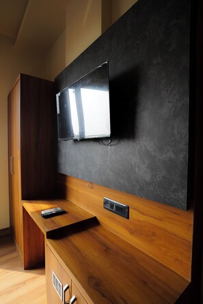 Comfort Room | Interior - THE SPARK INN (Jaipur)