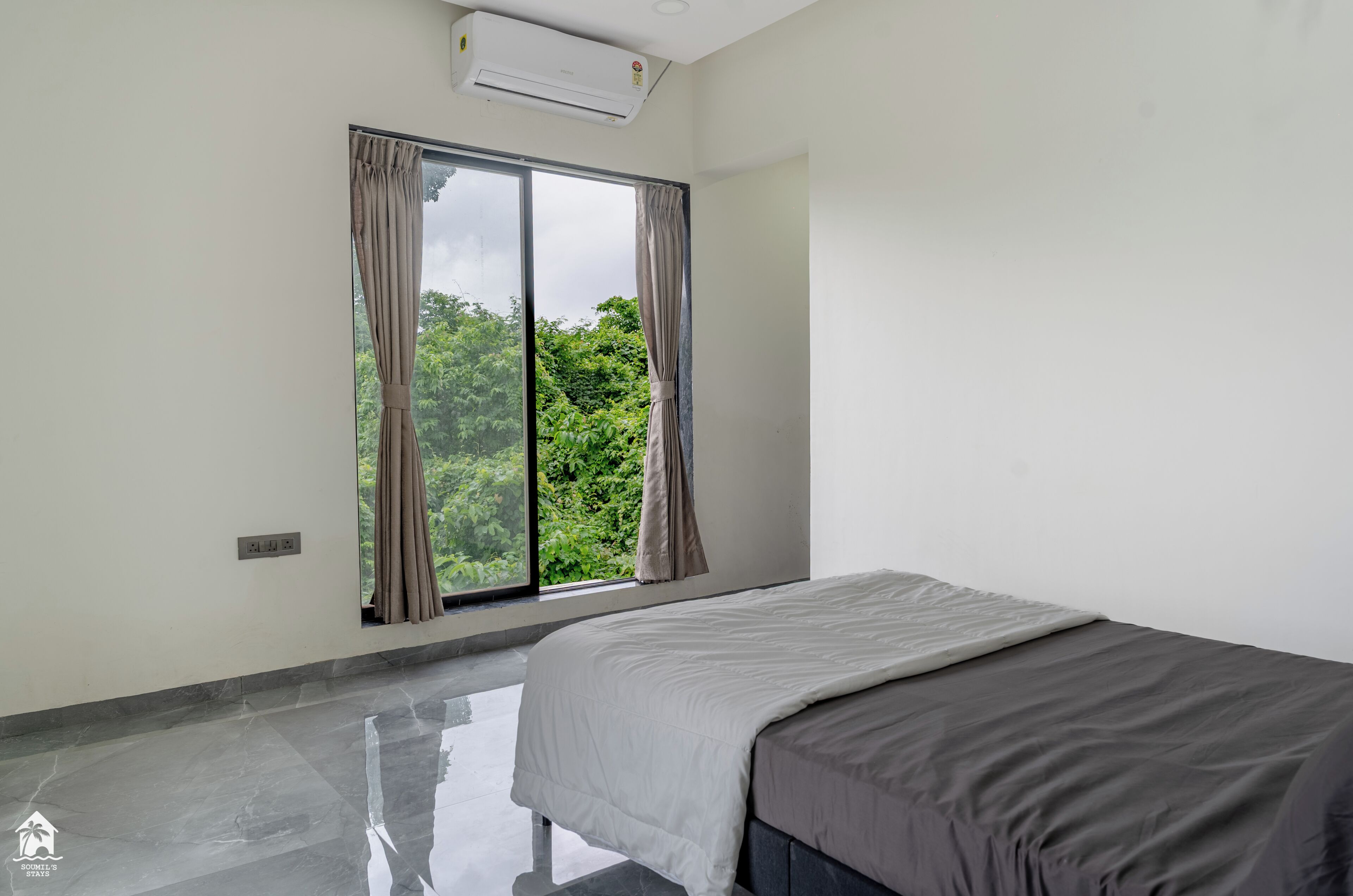 Escritorio y wifi gratis