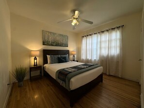 2 bedrooms, iron/ironing board, free WiFi, bed sheets