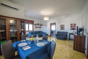 Interior - Tramonto D'oro Apartment Near The Beach (Porto Cesareo)