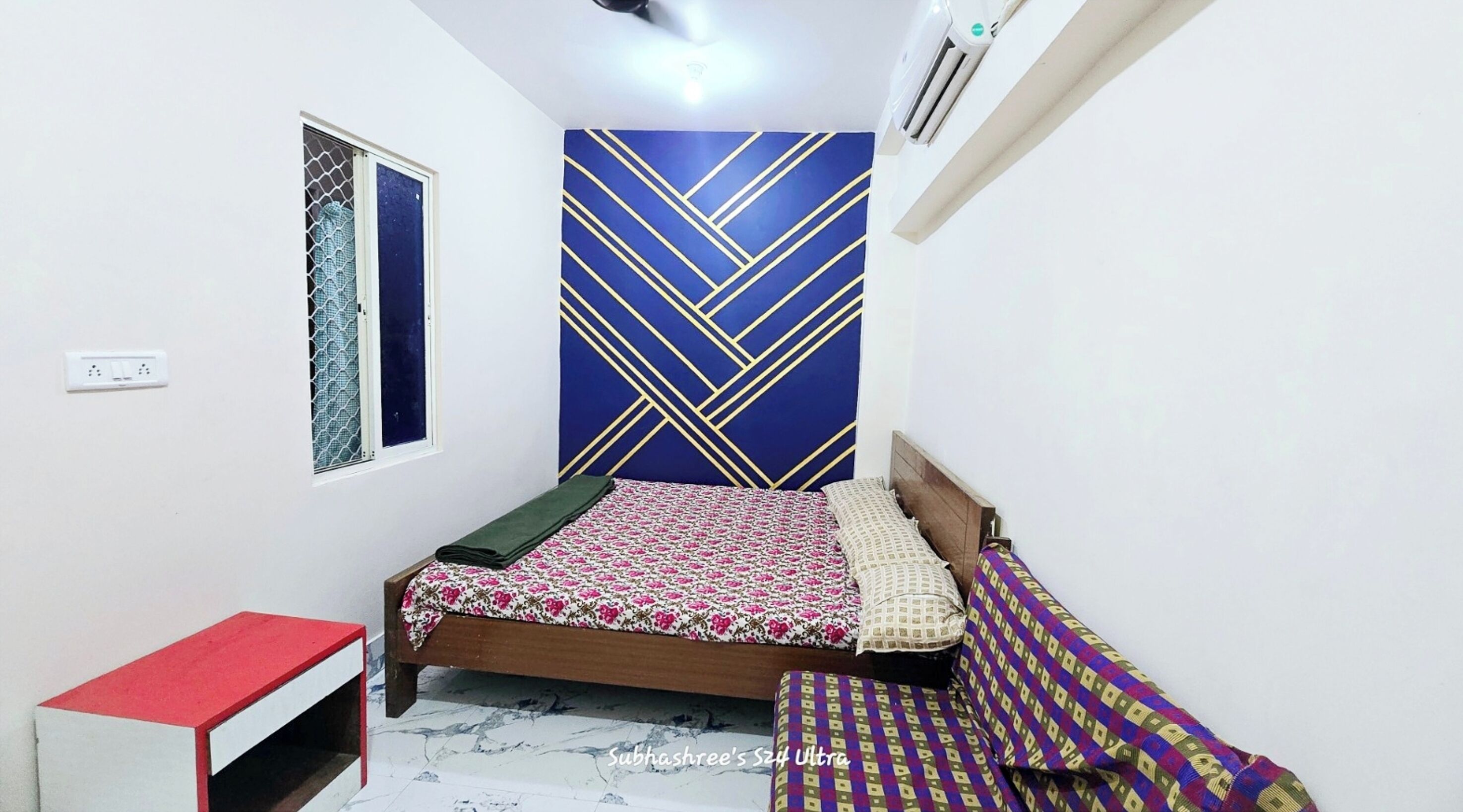 Deluxe Triple Room, Air conditioning | Hypo-allergenic bedding, desk, soundproofing, free WiFi