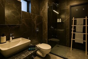 Comfort Villa, Balcony, Garden View | Bathroom - Vardaan by Soumil's Stays (Karjat)