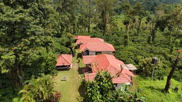 Family Room | Exterior