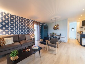 TV - Holiday home by the water in the Green Heart (Oud Ade)