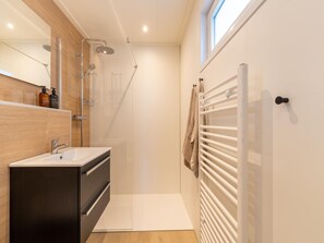 Shower - Holiday home by the water in the Green Heart (Oud Ade)
