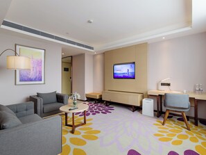 Business Suite, City View | Living area - Lavande Hotel Guangzhou Nanzhou Metro (Guangzhou)
