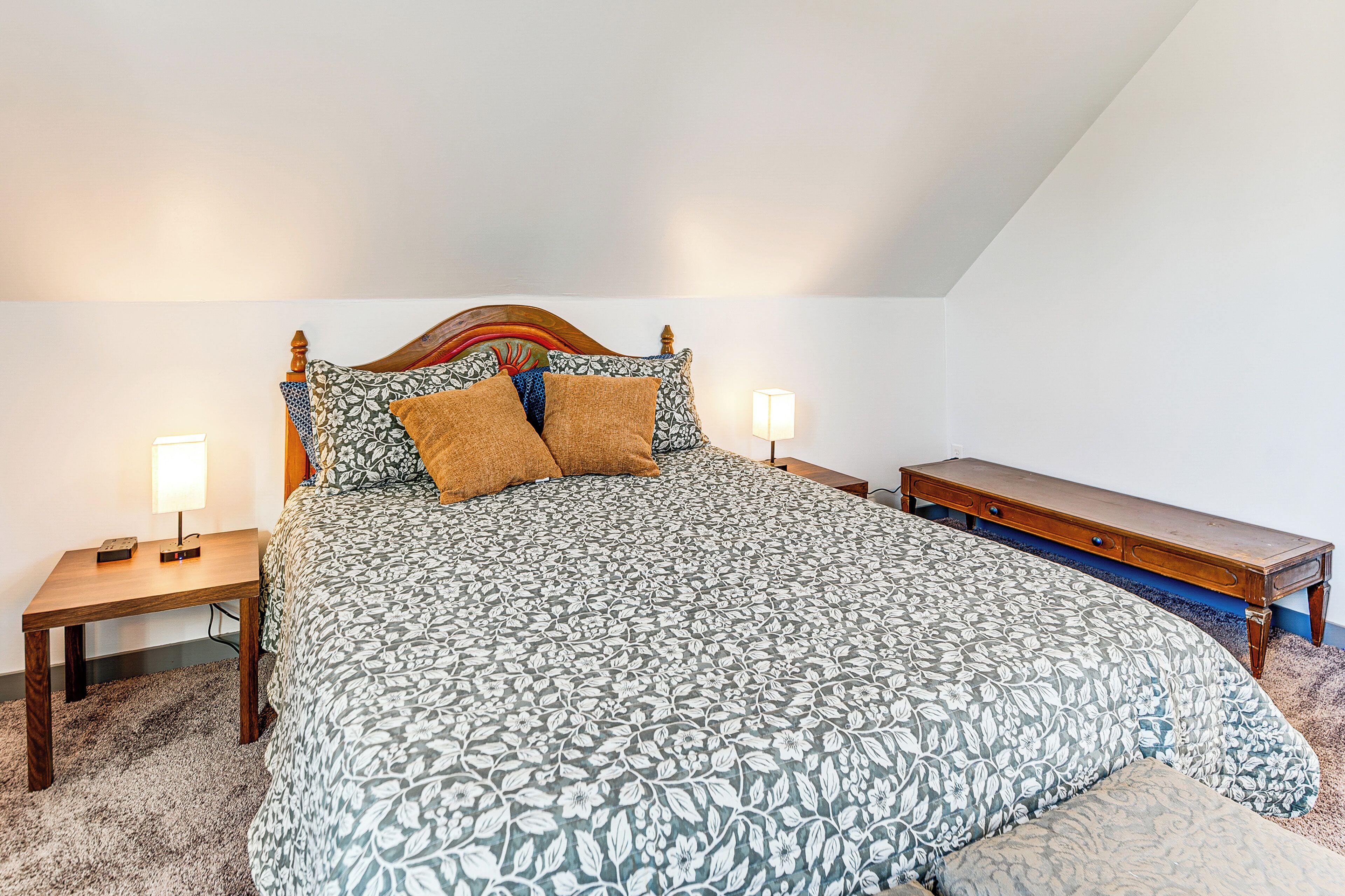1 chambre, bureau, accès Internet, draps fournis